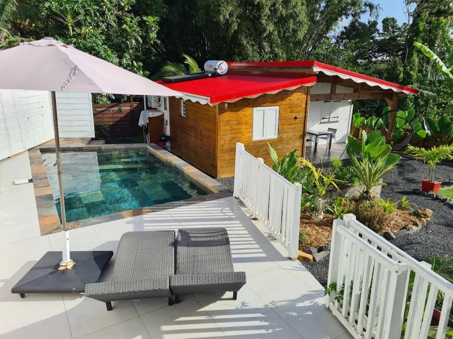 Maison De Campagne Avec Piscine Et Spa Lamentin Exterior foto